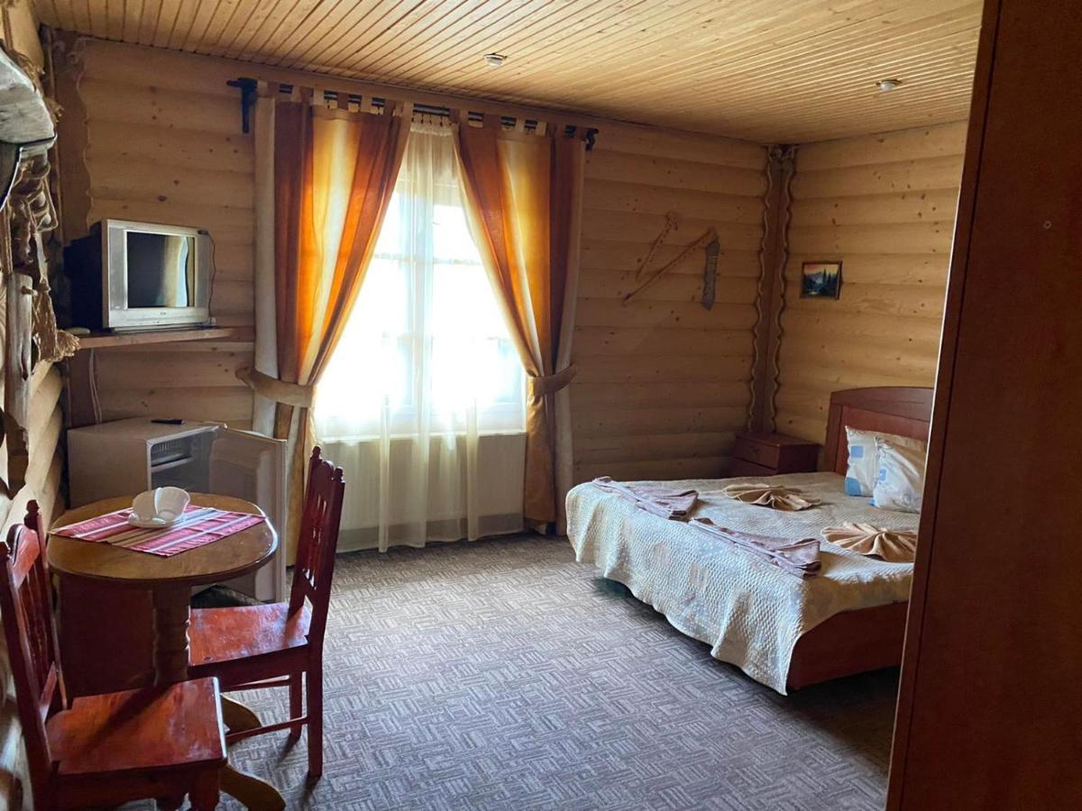 Panorama Karpat Hotell Jablunytsja Eksteriør bilde